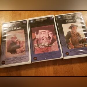 3 John Wayne Videos (VHS) Original 1976 Clamshell Rio Bravo Chisum